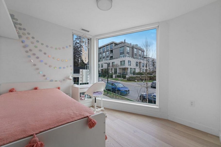 201 650 E 2nd Street North Vancouver, BC - 26