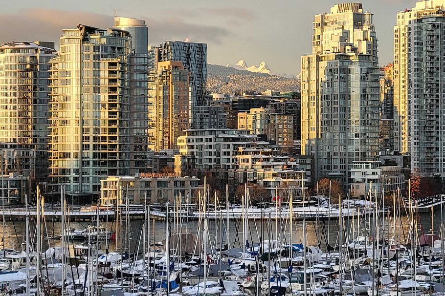 521 666 Leg In Boot Square Vancouver, BC - 34