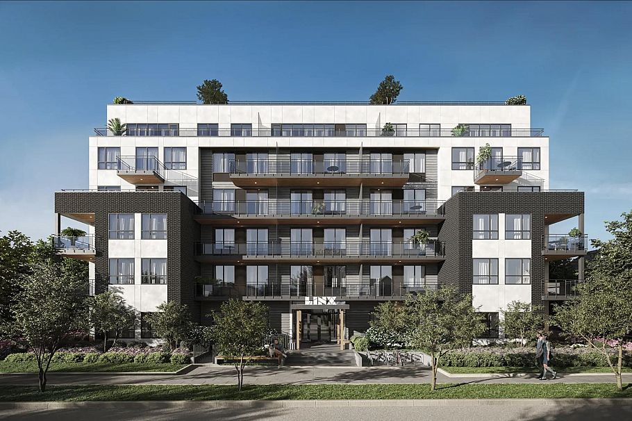 404 2268 E Broadway Vancouver, BC - 1