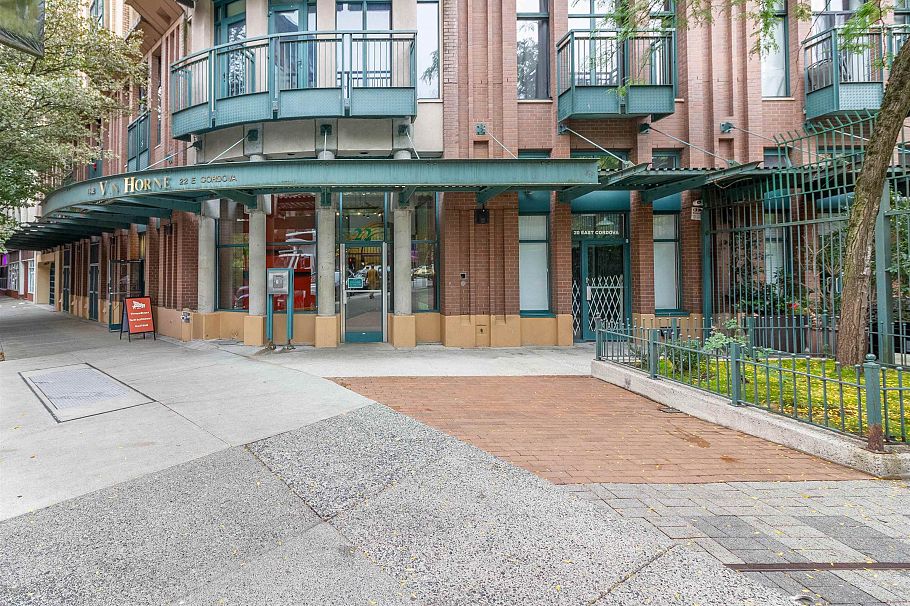 602 22 E Cordova Street Vancouver, BC - 32