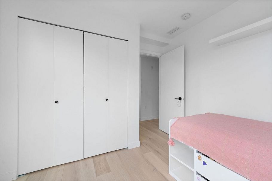 201 650 E 2nd Street North Vancouver, BC - 27