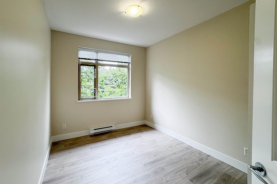 302 2280 Wesbrook Mall Vancouver, BC - 17