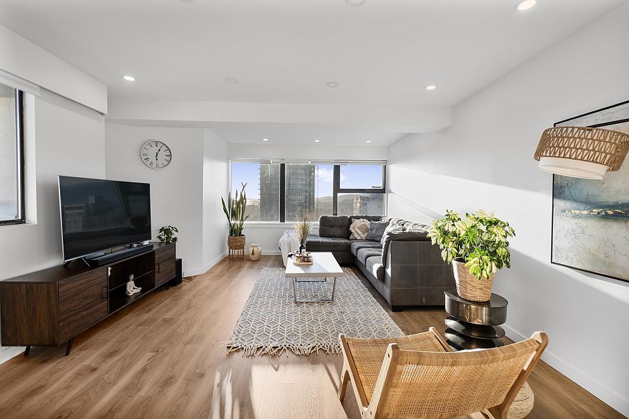 1304 1515 Eastern Avenue North Vancouver, BC - 3