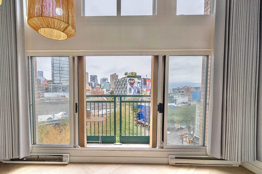 602 22 E Cordova Street Vancouver, BC - 18