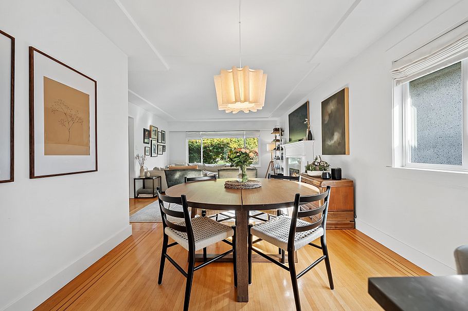 2624 E 1st Avenue Vancouver, BC - 13