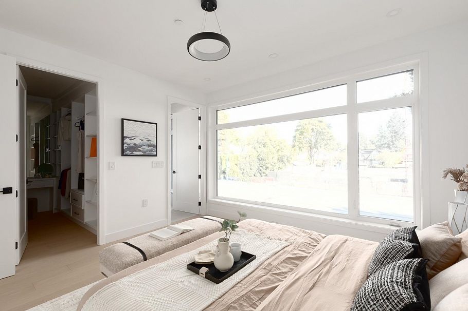 1 5969 Granville Street Vancouver, BC - 14