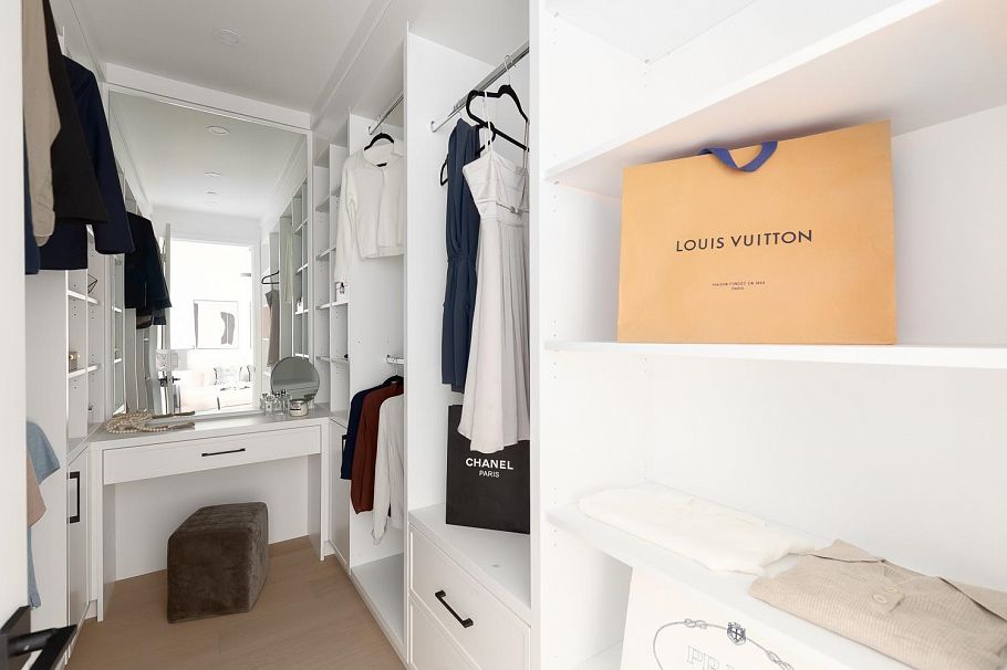 1 5969 Granville Street Vancouver, BC - 15