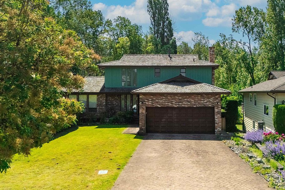 3178 E 63rd Avenue Vancouver, BC - 1