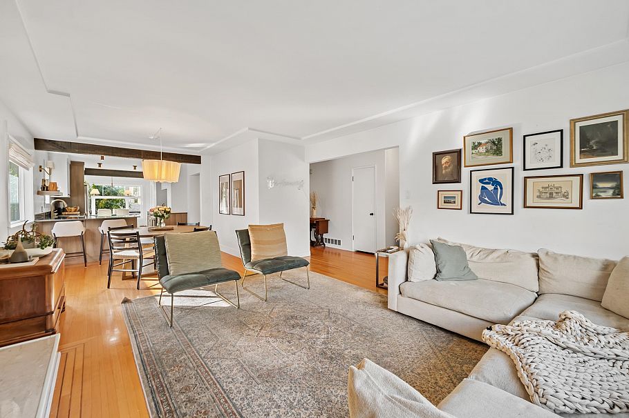 2624 E 1st Avenue Vancouver, BC - 15