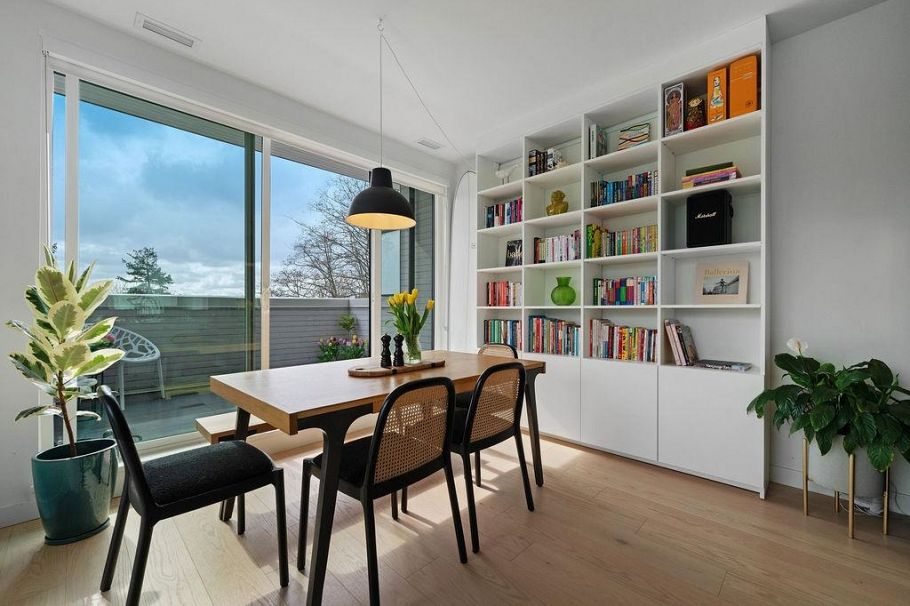 201 650 E 2nd Street North Vancouver, BC - 17