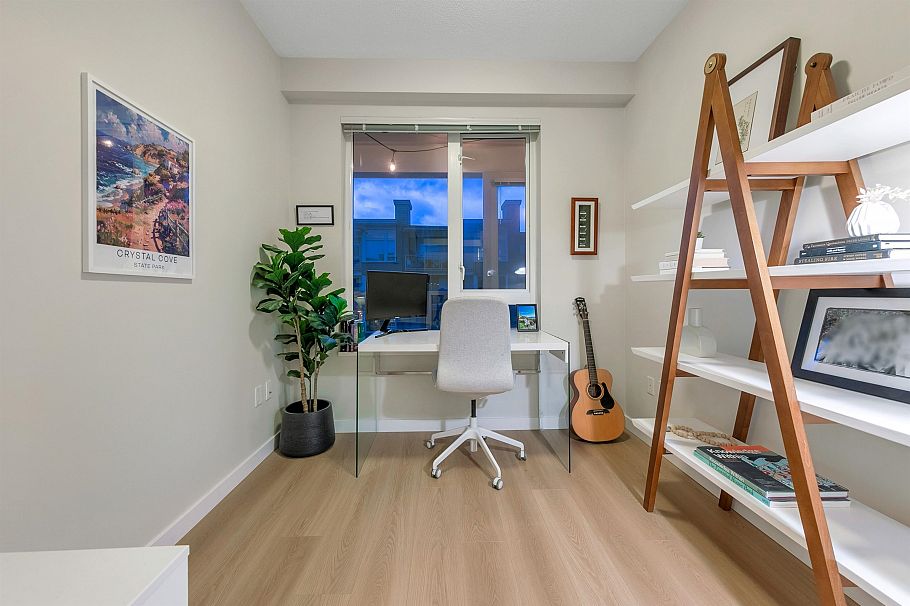 428 255 W 1st Street North Vancouver, BC - 9