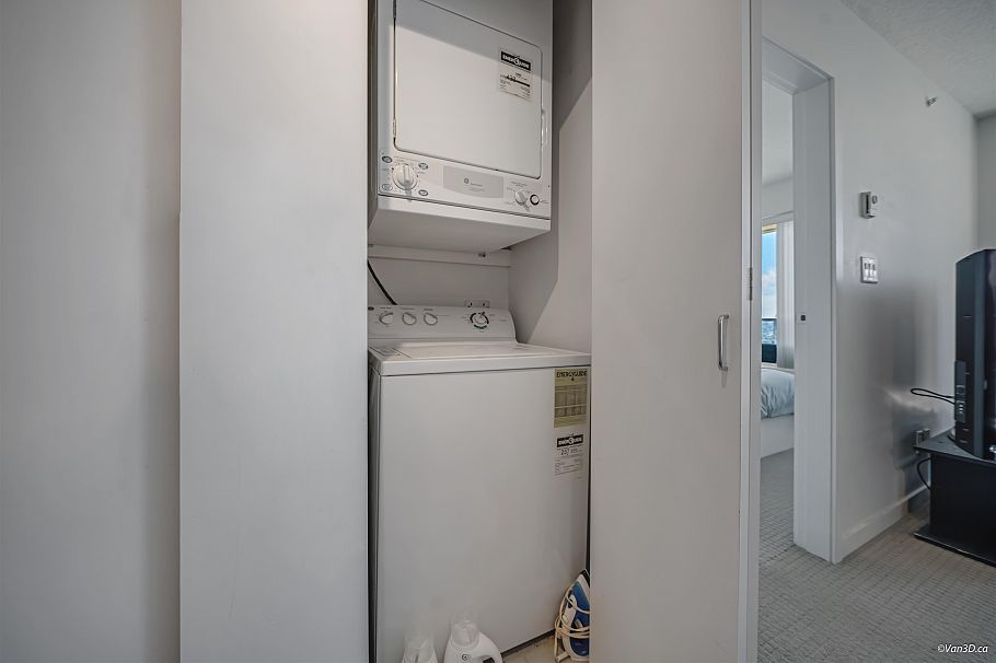 2714 610 Granville Street Vancouver, BC - 11