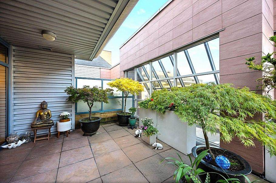 202 1750 W 2nd Avenue Vancouver, BC - 11