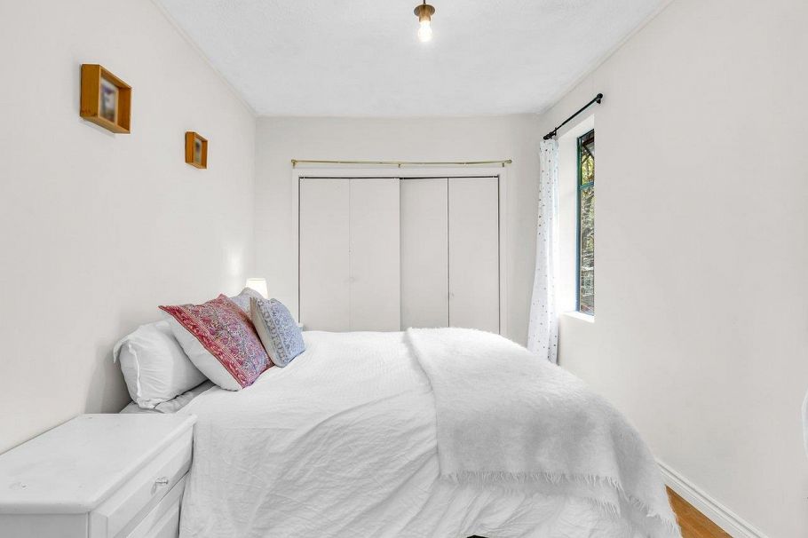 1706 Deep Cove Road North Vancouver, BC - 20