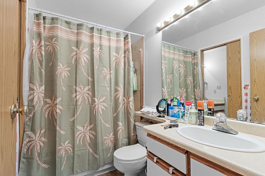 332 St. Patricks Avenue North Vancouver, BC - 22