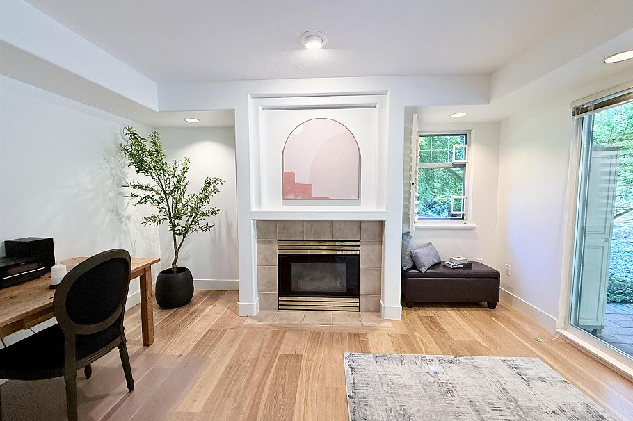 1190 Strathaven Drive North Vancouver, BC - 33