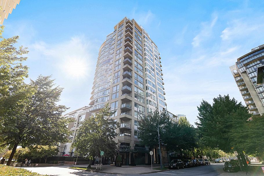 1202 1383 Marinaside Crescent Vancouver, BC - 27