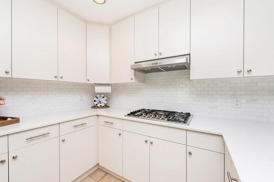 1190 Strathaven Drive North Vancouver, BC - 15