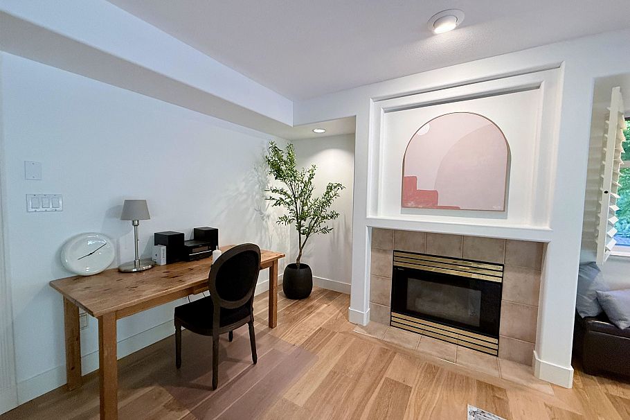 1190 Strathaven Drive North Vancouver, BC - 32