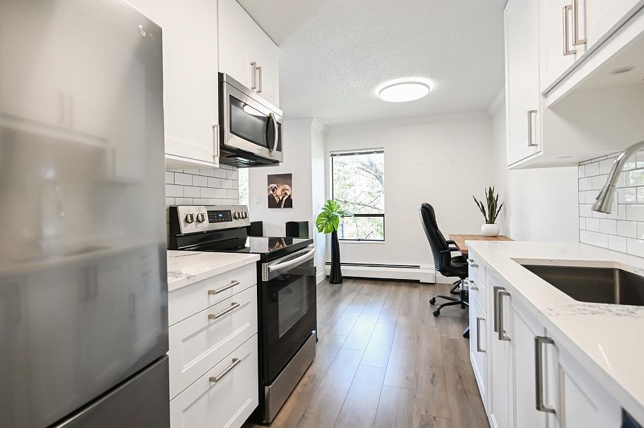 306 1250 W 12th Avenue Vancouver, BC - 18