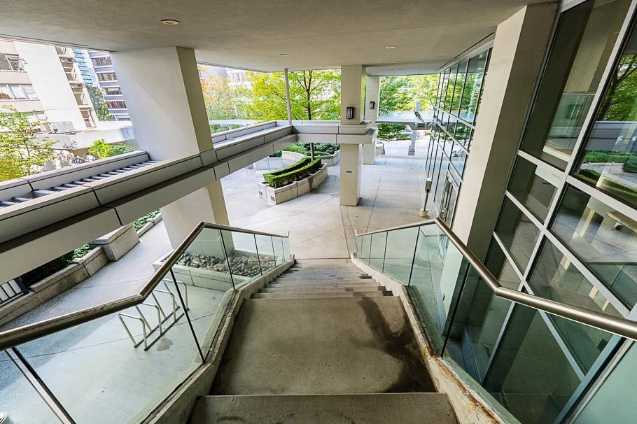 604 1420 W Georgia Street Vancouver, BC - 18