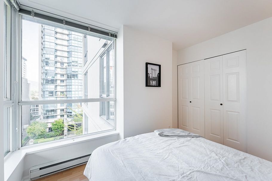 604 1420 W Georgia Street Vancouver, BC - 12