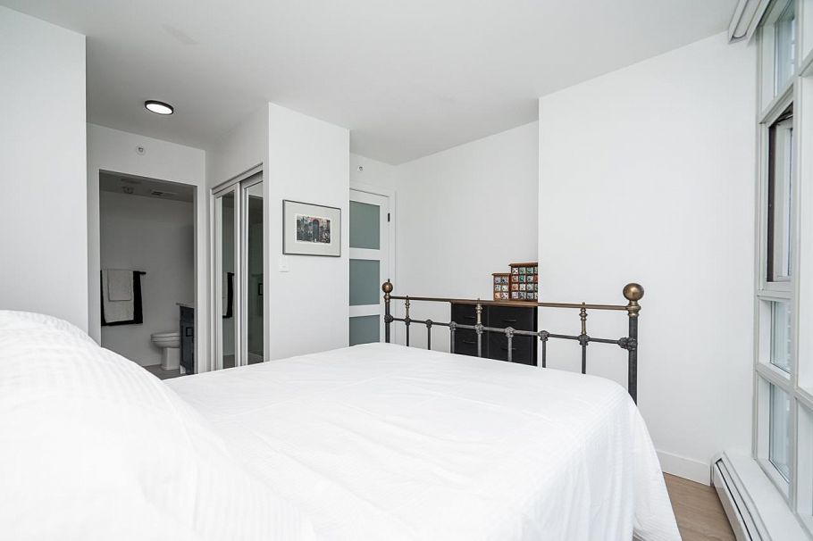 906 189 Davie Street Vancouver, BC - 22