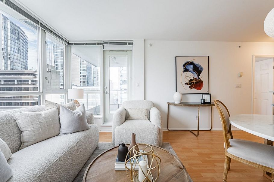 604 1420 W Georgia Street Vancouver, BC - 5