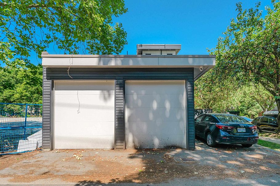 2625 Guelph Street Vancouver, BC - 36