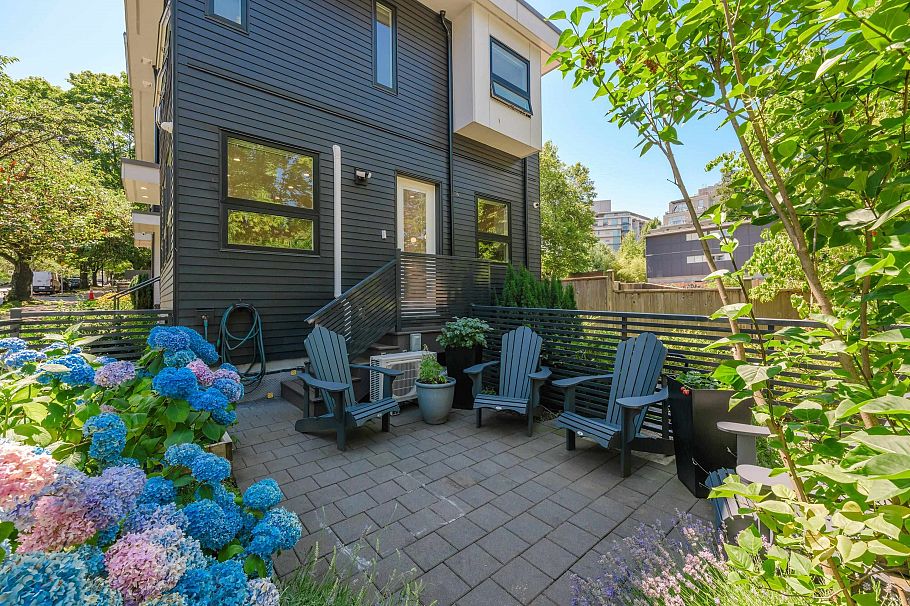 2625 Guelph Street Vancouver, BC - 34