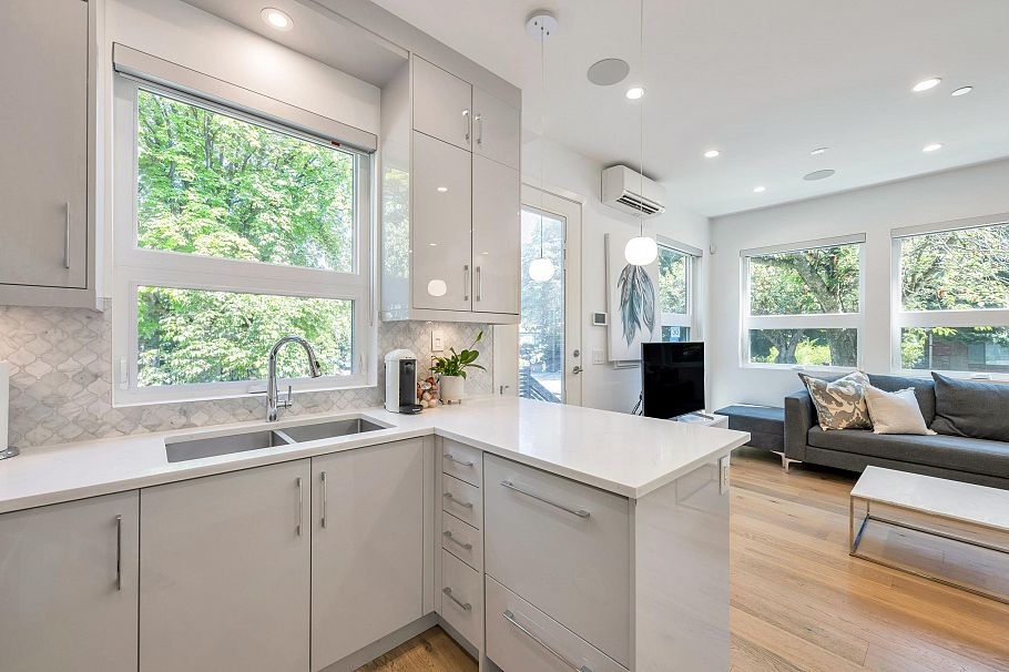 2625 Guelph Street Vancouver, BC - 11