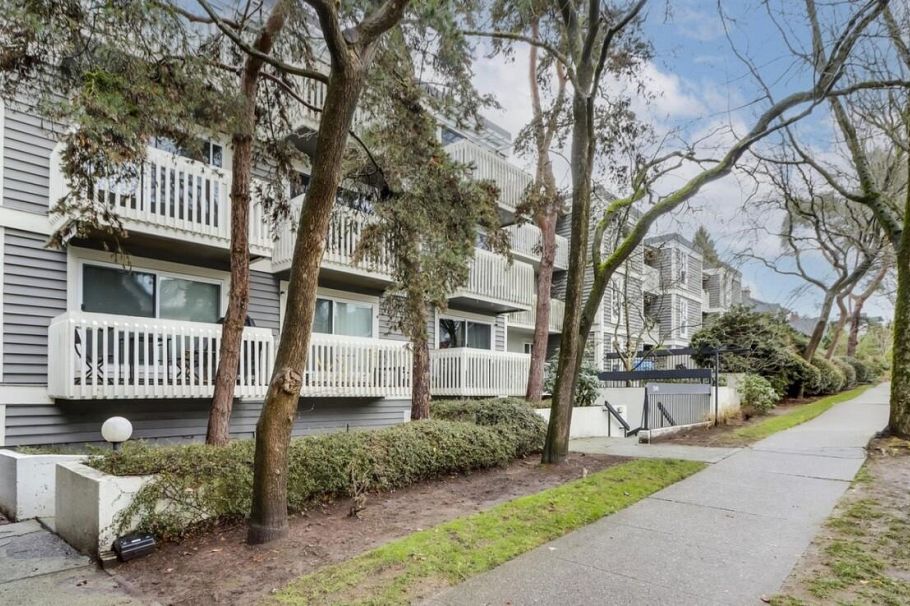 303 1545 E 2nd Avenue Vancouver, BC - 24