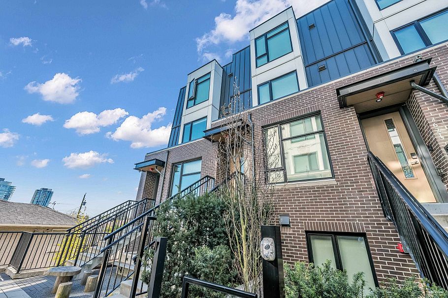 7623 Yukon Street Vancouver, BC - 29