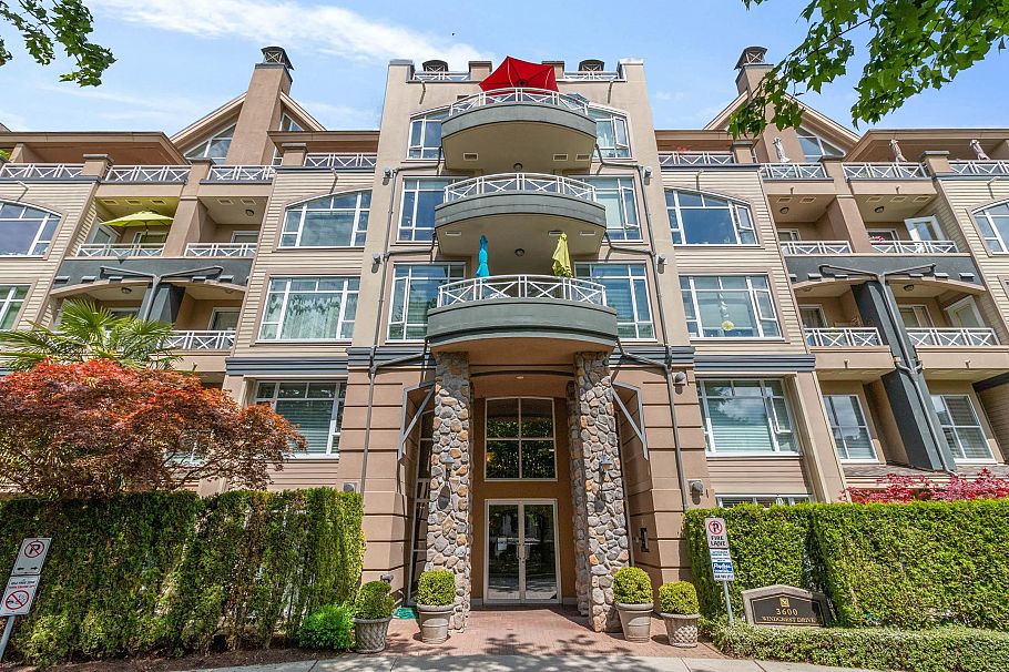 304 3600 Windcrest Drive North Vancouver, BC - 1
