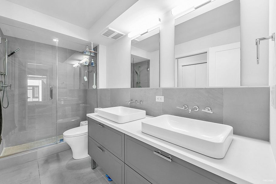 7623 Yukon Street Vancouver, BC - 21