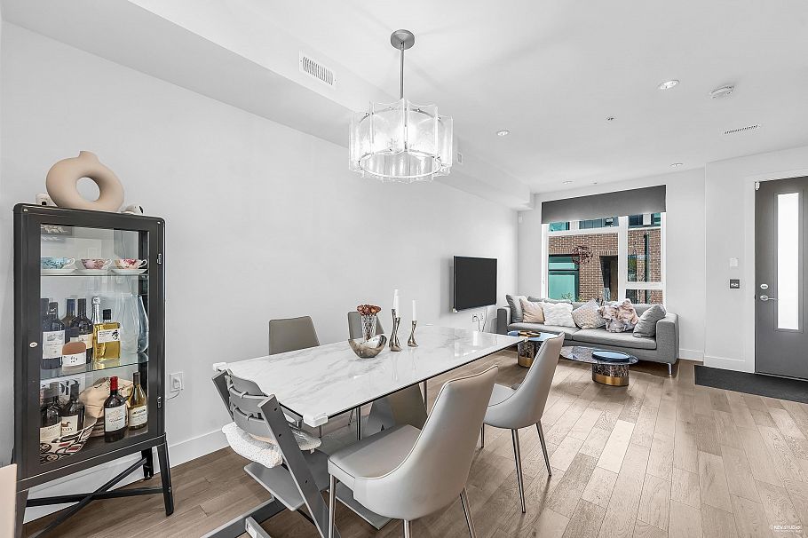 7623 Yukon Street Vancouver, BC - 7