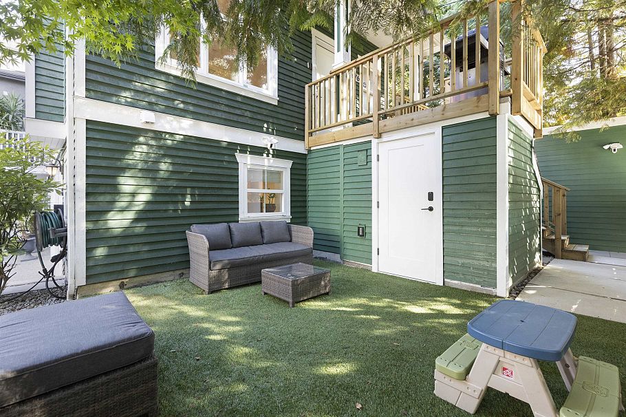 1676 Victoria Drive Vancouver, BC - 5