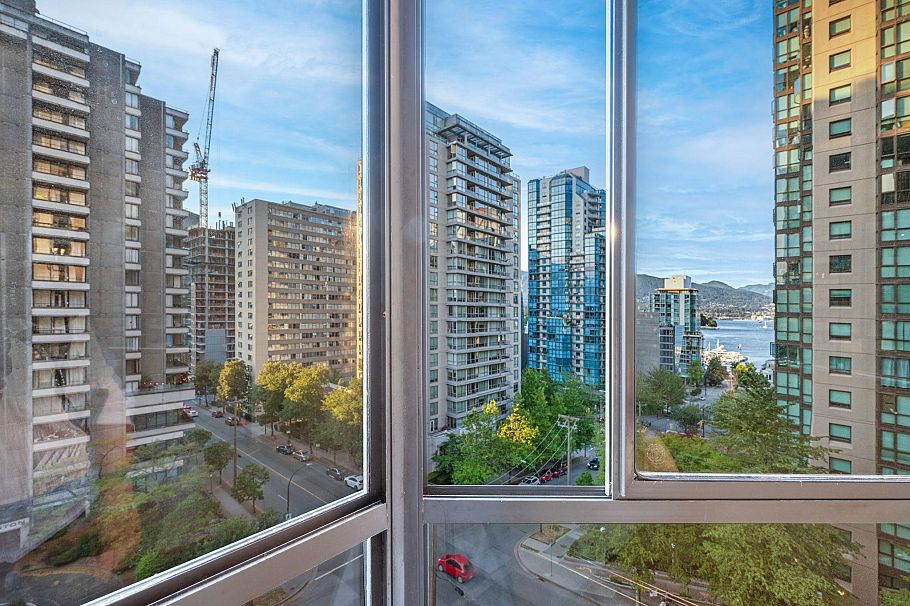 601 738 Broughton Street Vancouver, BC - 22