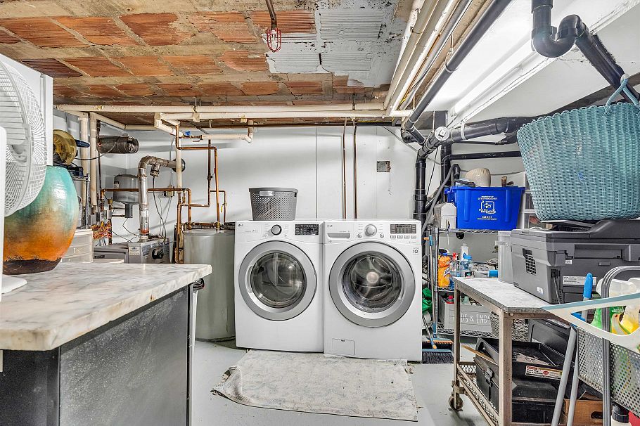 83 Alexander Street Vancouver, BC - 34