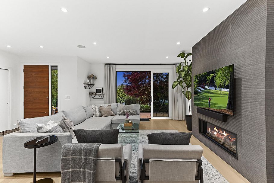 452 E 4th Street North Vancouver, BC - 10