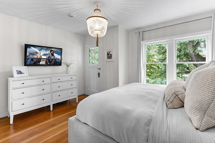 1 650 W Keith Road North Vancouver, BC - 13