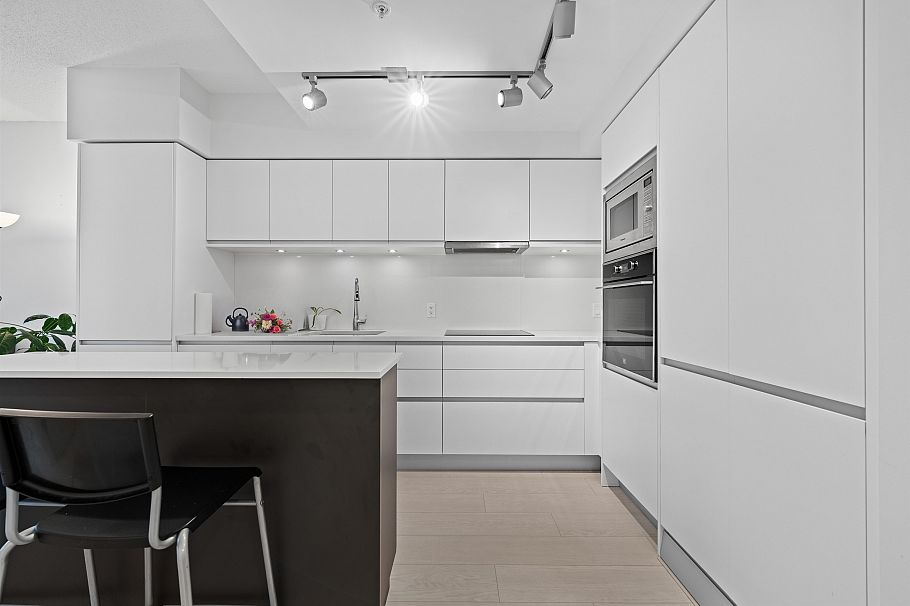 604 180 E 2nd Avenue Vancouver, BC - 5