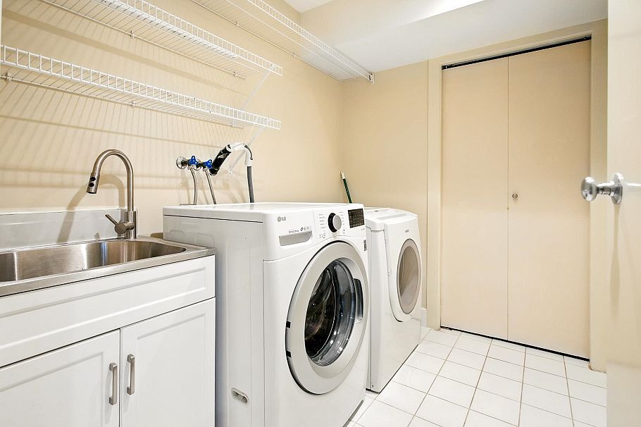 4420 Collingwood Street Vancouver, BC - 28