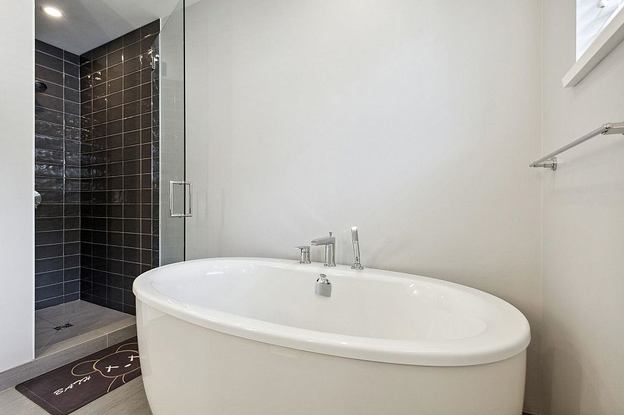 4684 Capilano Road North Vancouver, BC - 15