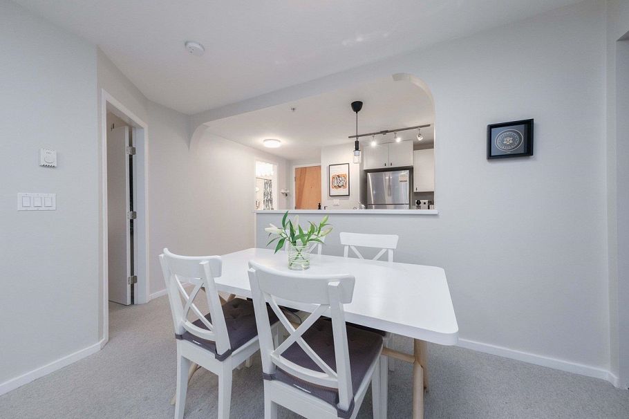 201 1111 Lynn Valley Road North Vancouver, BC - 9