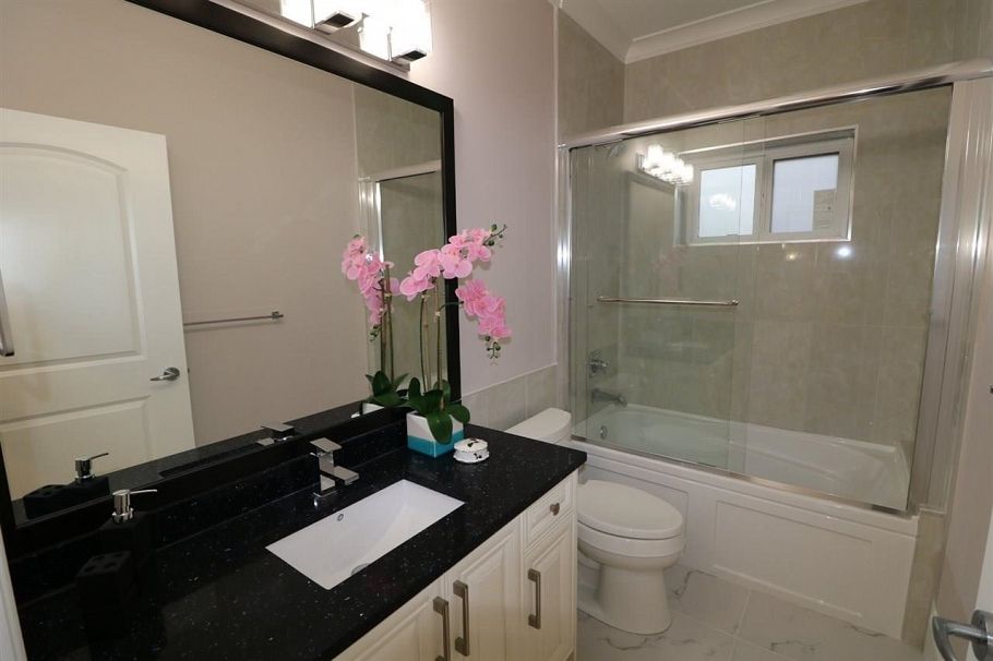 3101 E 46th Avenue Vancouver, BC - 12