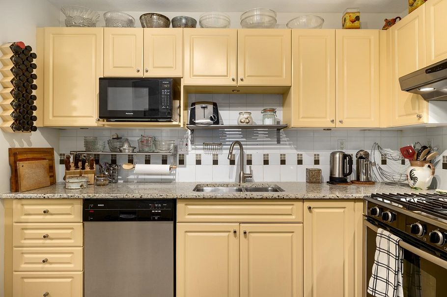 206 5723 Collingwood Street Vancouver, BC - 9