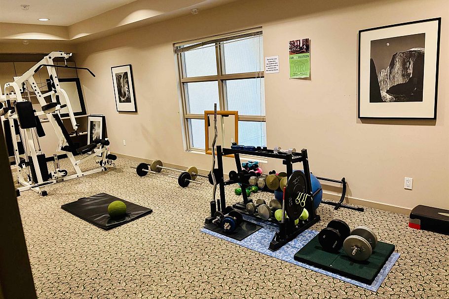 104 630 Roche Point Drive North Vancouver, BC - 25