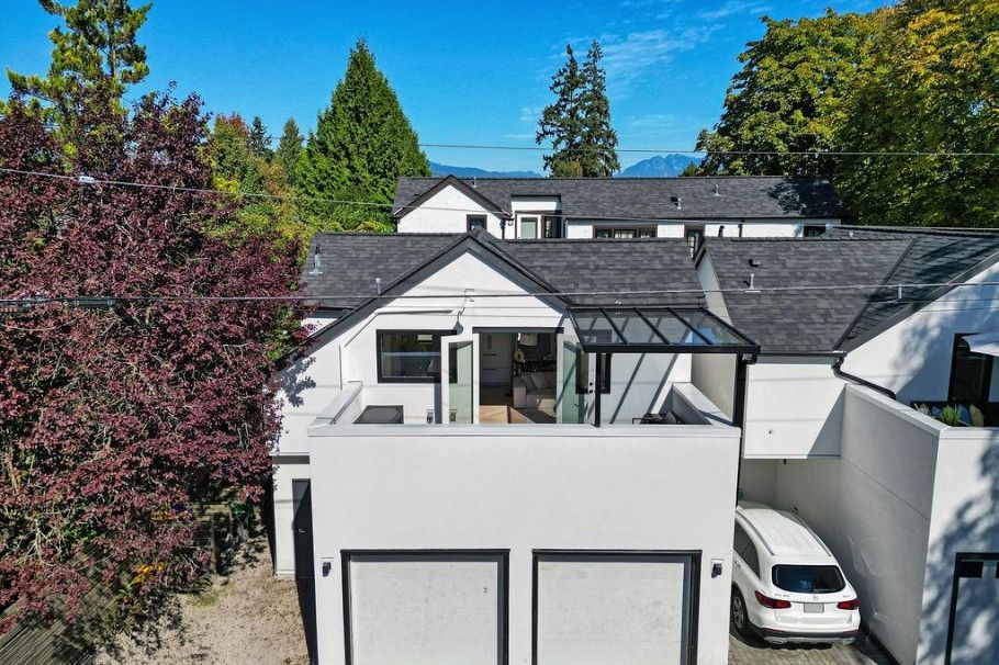 4921 Larch Street Vancouver, BC - 35