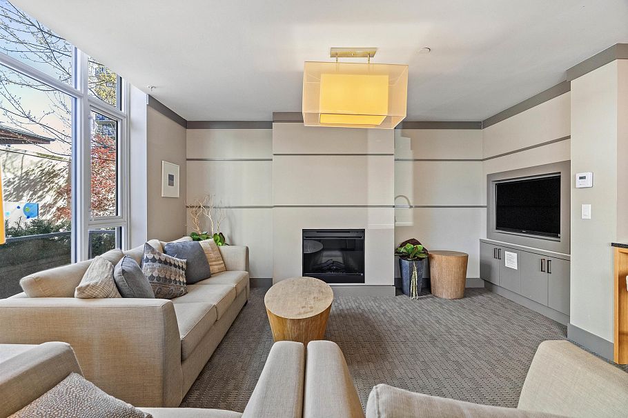 408 135 W 2nd Street North Vancouver, BC - 31